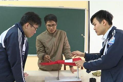 TRƯỜNG THPT PHÙ CỪ TỔ CHỨC THÀNH CÔNG CUỘC THI GIÁO VIÊN GIỎI CẤP TRƯỜNG