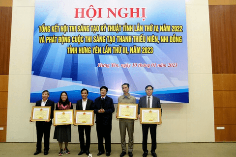 TRƯỜNG  THPT PHÙ CỪ TÍCH CỰC HƯỞNG ỨNG HỘI THI SÁNG TẠO KỸ THUẬT TỈNH HƯNG YÊN LẦN THỨ IV, NĂM 2022