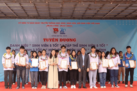 HỌC SINH TRƯỜNG THPT PHÙ CỪ ĐẠT DANH HIỆU “HỌC SINH 3 TỐT”