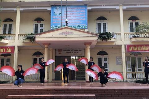 BẢN TIN HOẠT ĐỘNG CHÀO MỪNG NGÀY NHÀ GIÁO VIỆT NAM