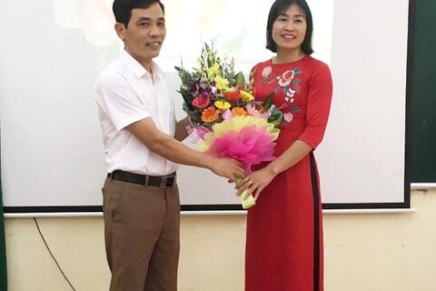 CÔNG ĐOÀN TRƯỜNG THPT PHÙ CỪ PHÁT ĐỘNG THI ĐUA VÀ TỔ CHỨC CÁC HOẠT ĐỘNG CHÀO MỪNG NGÀY QUỐC TẾ PHỤ NỮ 8/3