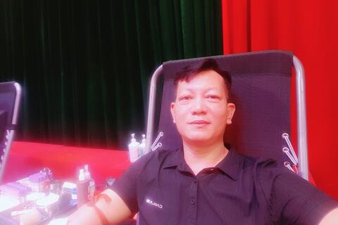 CÁN BỘ GIÁO VIÊN TRƯỜNG THPT PHÙ CỪ THAM GIA HIẾN MÁU NHÂN ĐẠO NĂM 2021