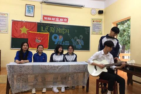 CHI ĐOÀN 12A5 KỈ NIỆM 90 NĂM NGÀY THÀNH LẬP ĐOÀN